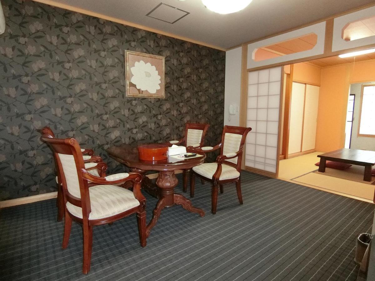 Hotel Yurakuan Mijazaki Exteriér fotografie